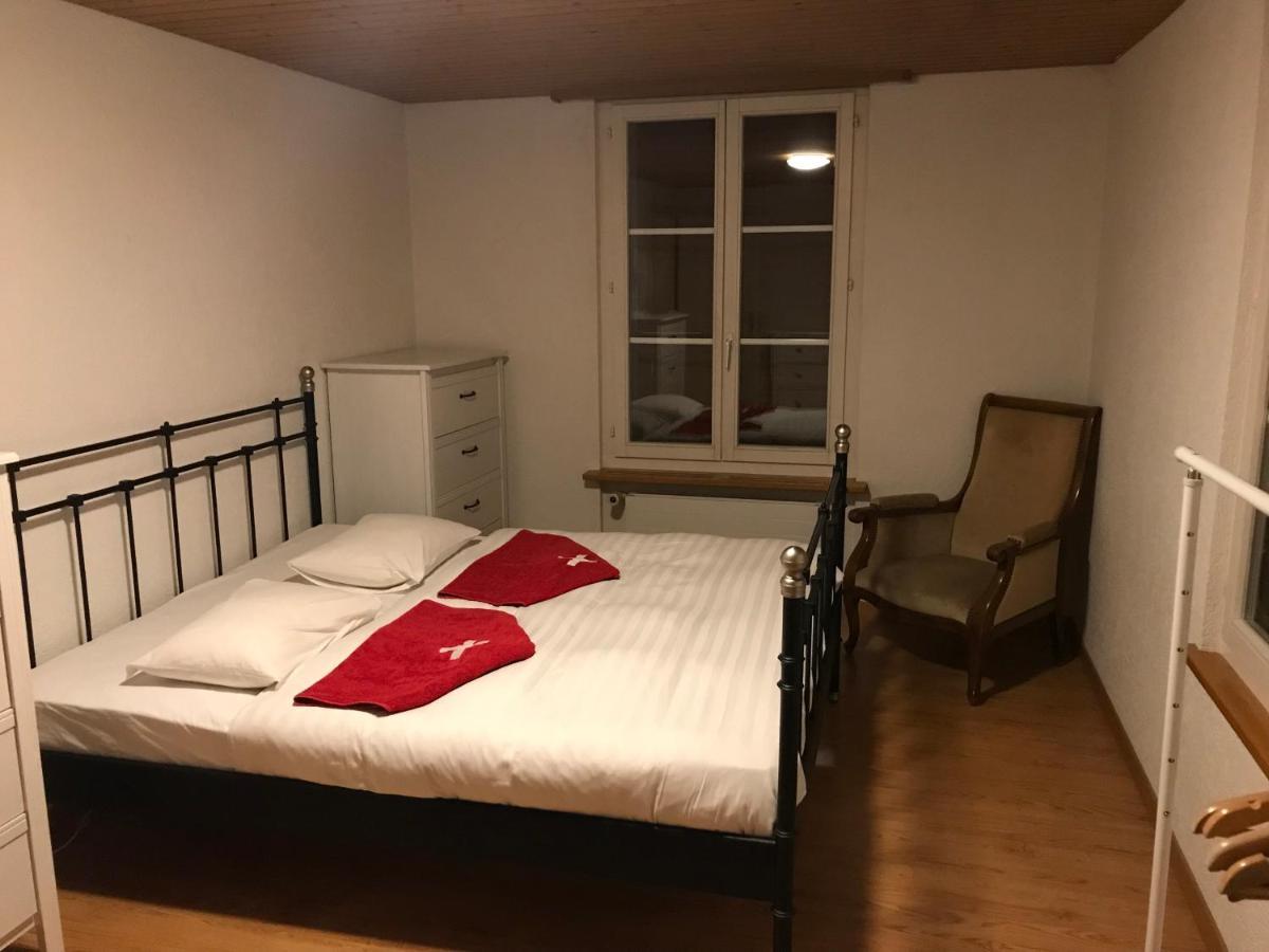 Ferienwohnung Simple Flat 72 M2 In The Centre Of Burgdorf With Private Parking Exterior foto